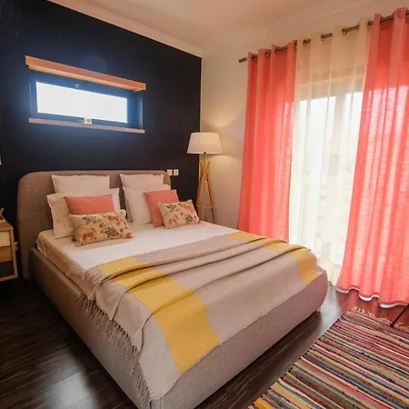 Pilar Beach Home Nazaré
