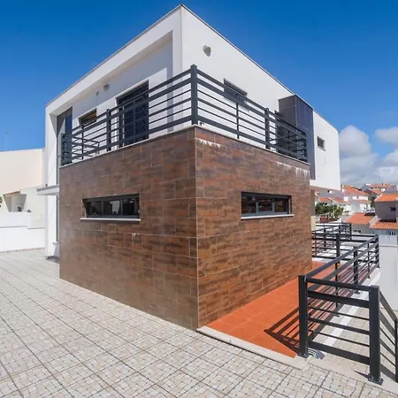 Pilar Beach Home Affittacamere Nazaré
