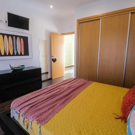 Pilar Beach Home * ナザレ
